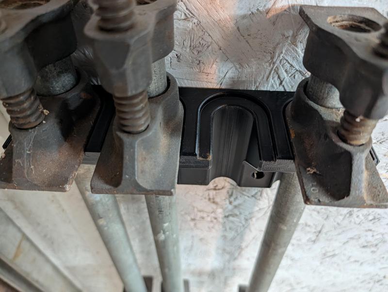 1 in Pipe Clamp Wall Holder