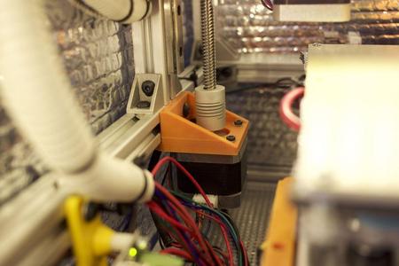 PetraPrinter: Z Axis on mgn12 linear rail t8 leadscrew 2020 frame