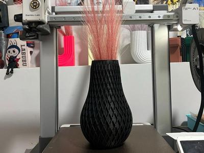 Norr Vase  ( Free Commercial Licence )