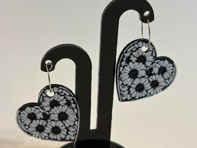 Hueforge Heart Flower Errings