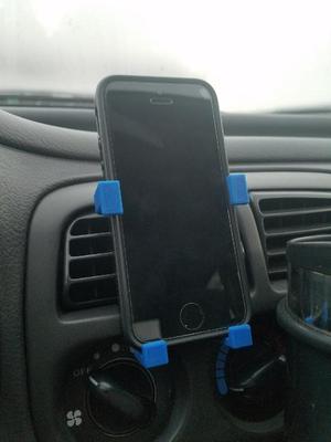 iPhone SE Car Vent Mount