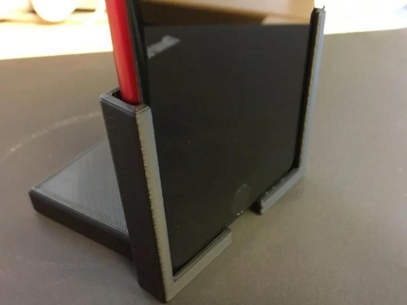 Apple iPhone Cassette Deck Car Mount