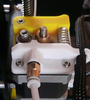 Creality CR-10 extr bracket for flex with cable holder