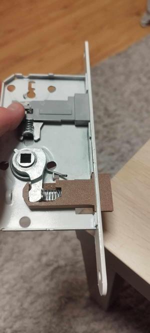 Door lock repair (latch)