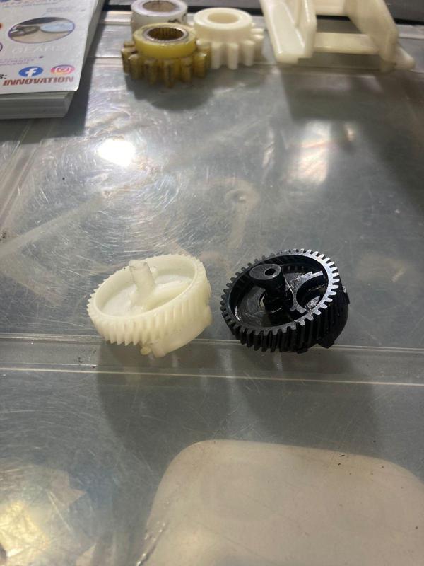 Gearbox Pinion gear nissan doors