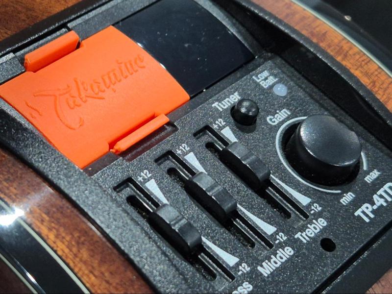 Takamine Acoustic Guitar TP-4TD Battery cover