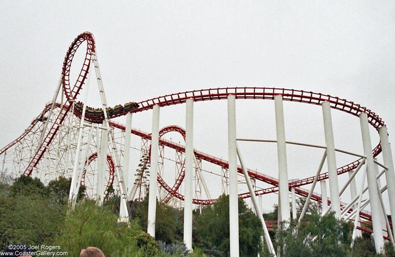 Viper at Six Flags Magic Mountain