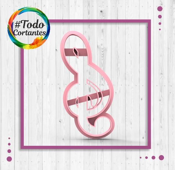 Cutting musical note treble clef