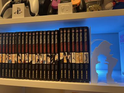 Book Stand Fullmetal Alchemist - Book Stand