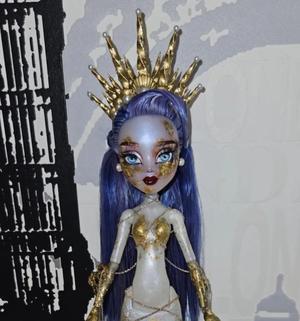 Monster high sea crown