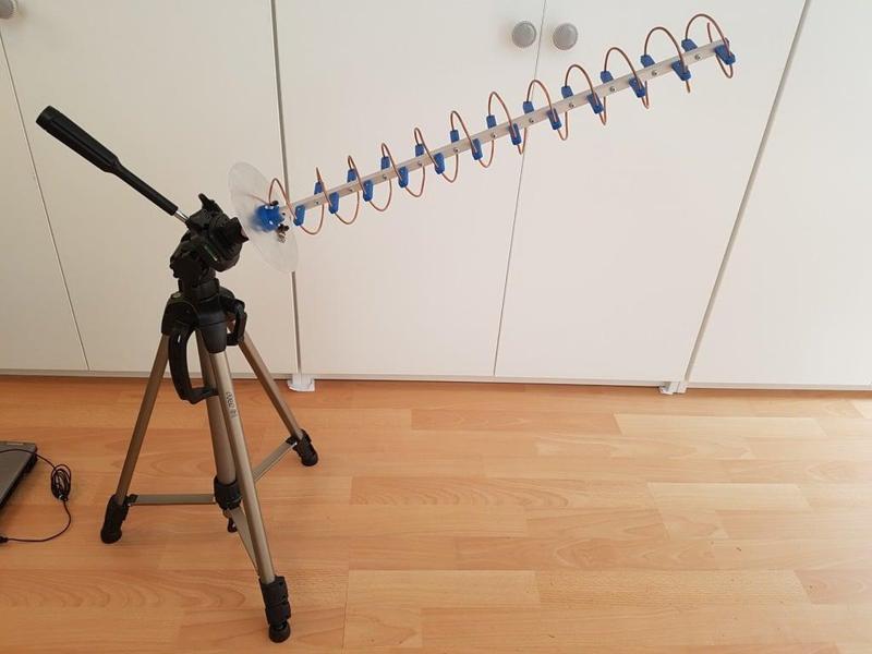 L-Band Helical Antenna 12 Turns (RCHP)