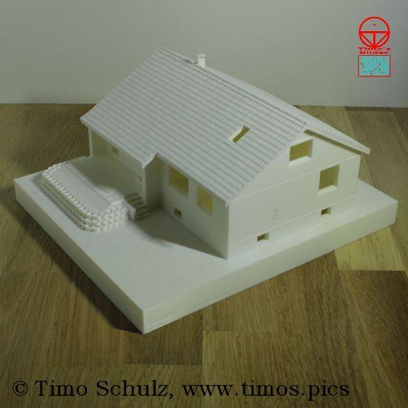 German detached house from the 70s (true to scale)
