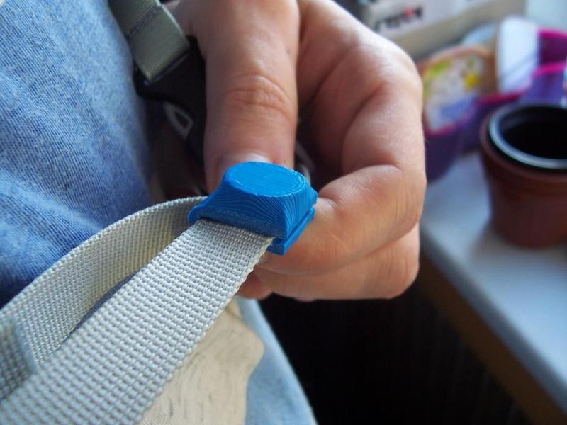 Hydropack hose magnet clip