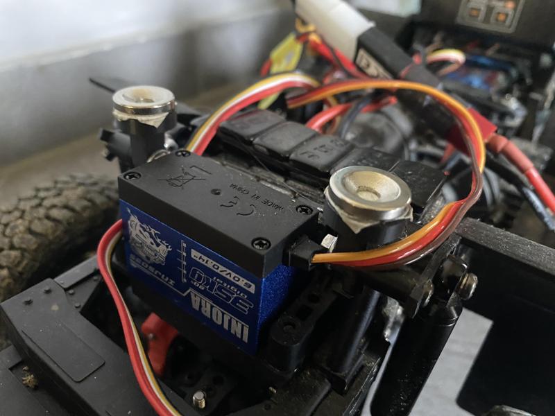 Tamiya CC02 Deeper magnet body mount