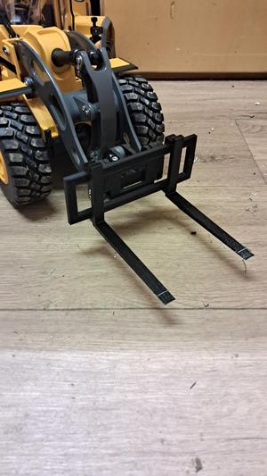 quick coupler and forks volvo l260h double e