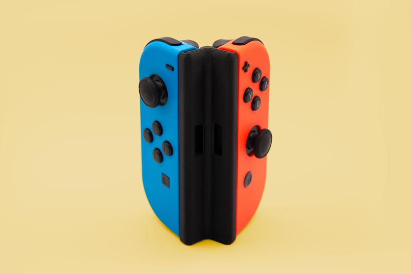 Ergonomic One-Handed Joy-Con Grip