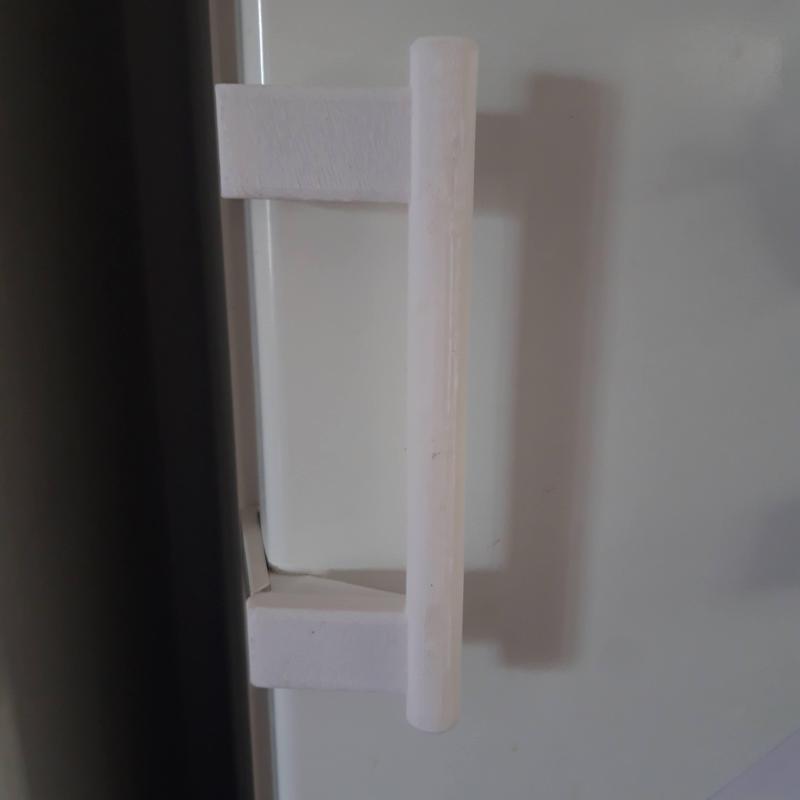 LIEBHERR fridge door handle