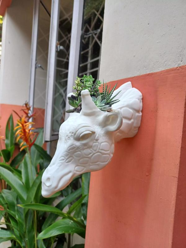 giraffe head wall mount planter STL
