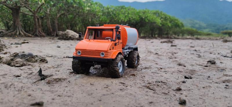 Baby Bog 406 Front Cab - 1-18 TRX4M RC body