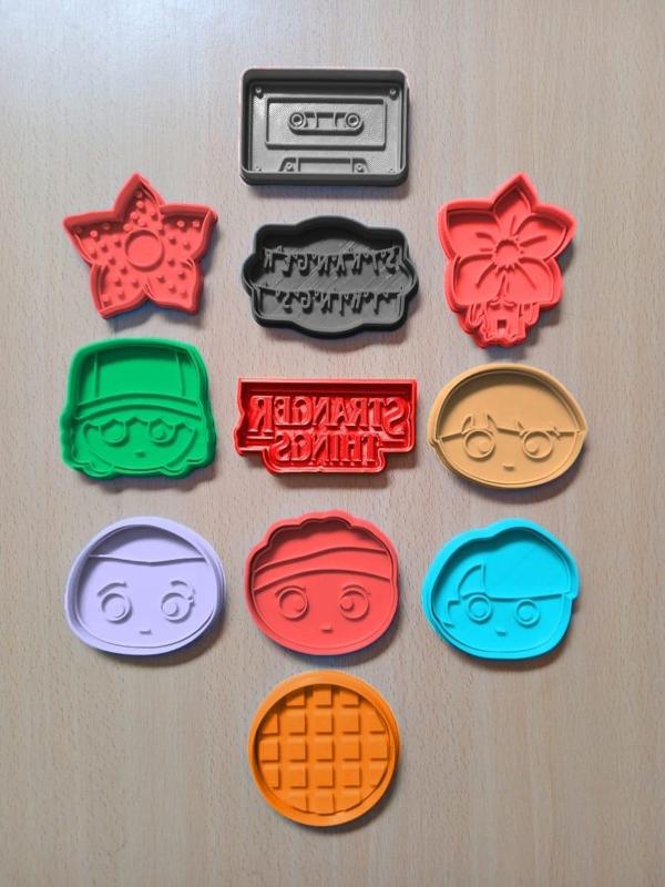 STRANGER THINGS COOKIE CUTTERS