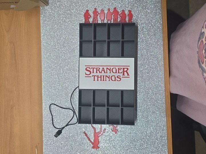 Expositor mini Funkos Stranger Things