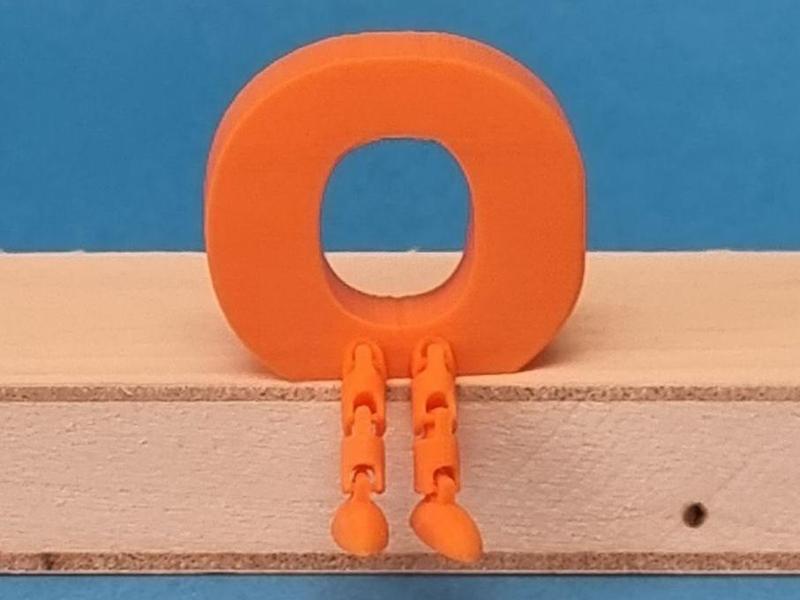 O WITH ARTICULATED LEGS