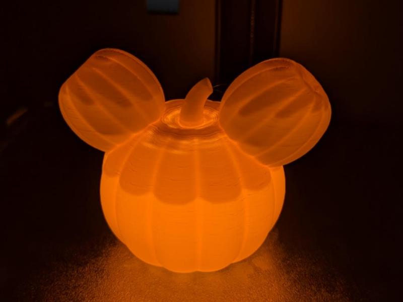 Mickey pumpkin - tea light compatible