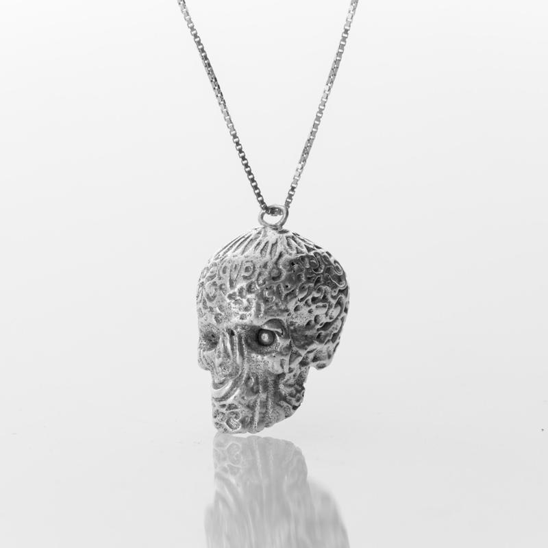 skull necklaces