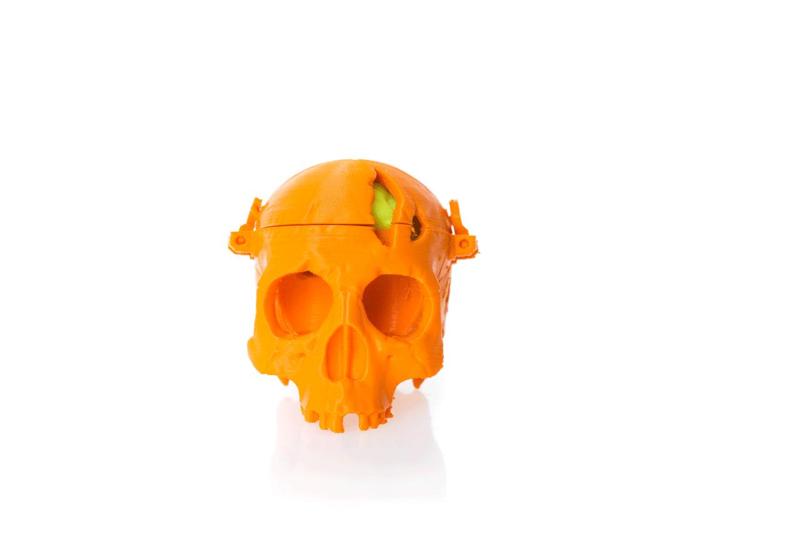 BONEHEADS Skull Box w/ Brain - via 3DKitbash