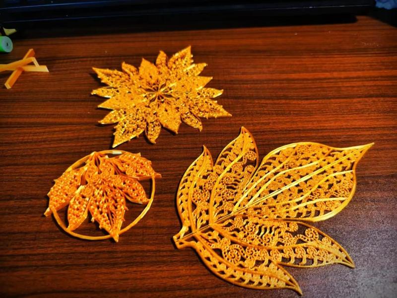 Auspicious Wealthy Gold Pattern Coaster, Table Mat (It's just a mat)