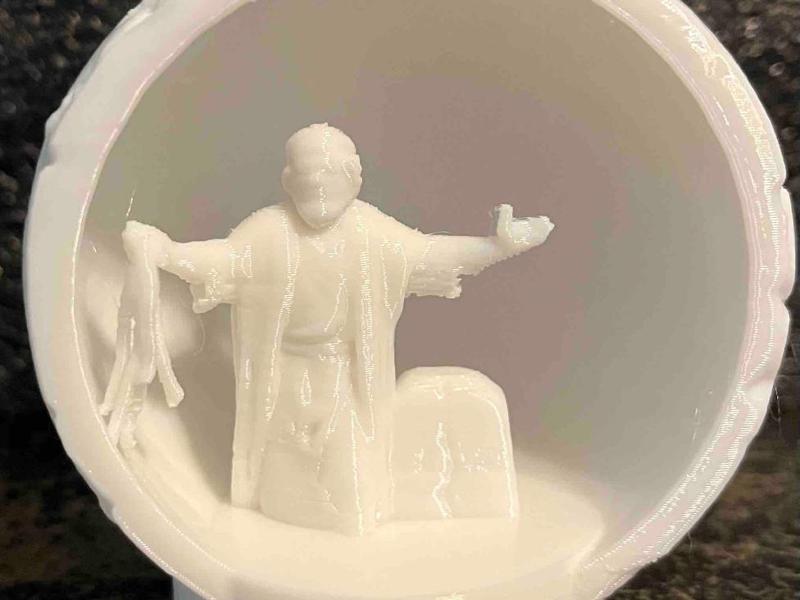 The Torn Kingdom Ornament