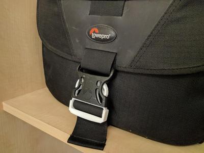 LowePro photo bag clip Male Buckle