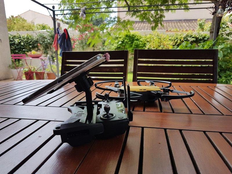 DJI Spark/Mavic foldable tablet holder (Galaxy Tab Pro 8" clip)