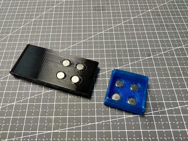 Magnetic Chalk Holder