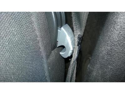 Seat latch Saturn Sky