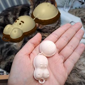 Happy Hippo keychain