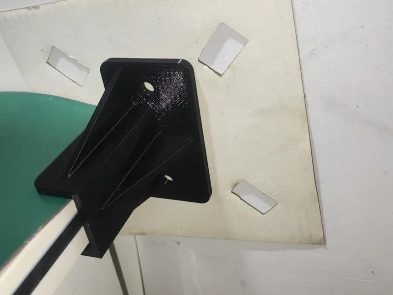 Corner Wall Mount Anti-Shake Fixer for Printers cc