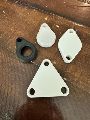 Keychain airtag holder