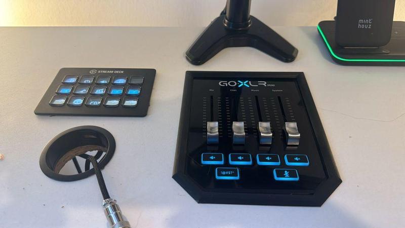GoXlr Mini Halterung für Tischeinlass
