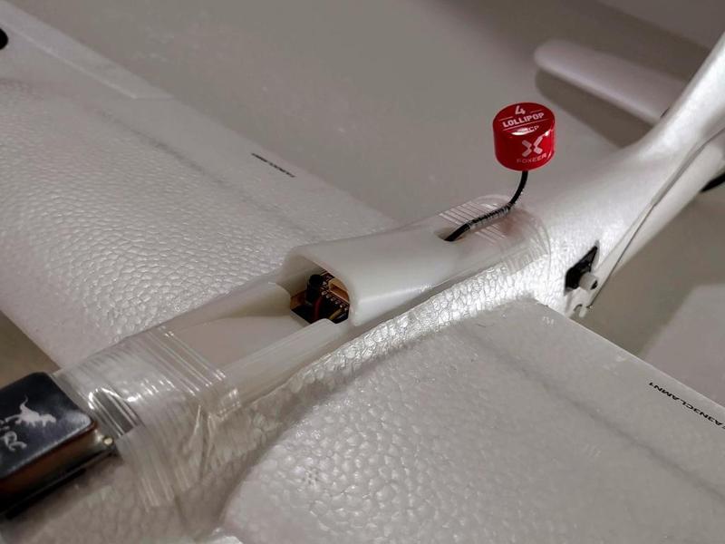 AtomRC Flying Fish Top Hatch