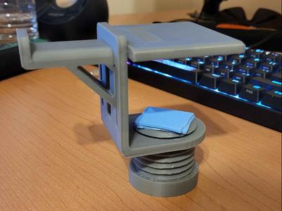 Simple Headphone Holder