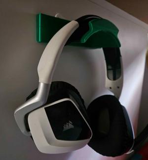 Headphone hook