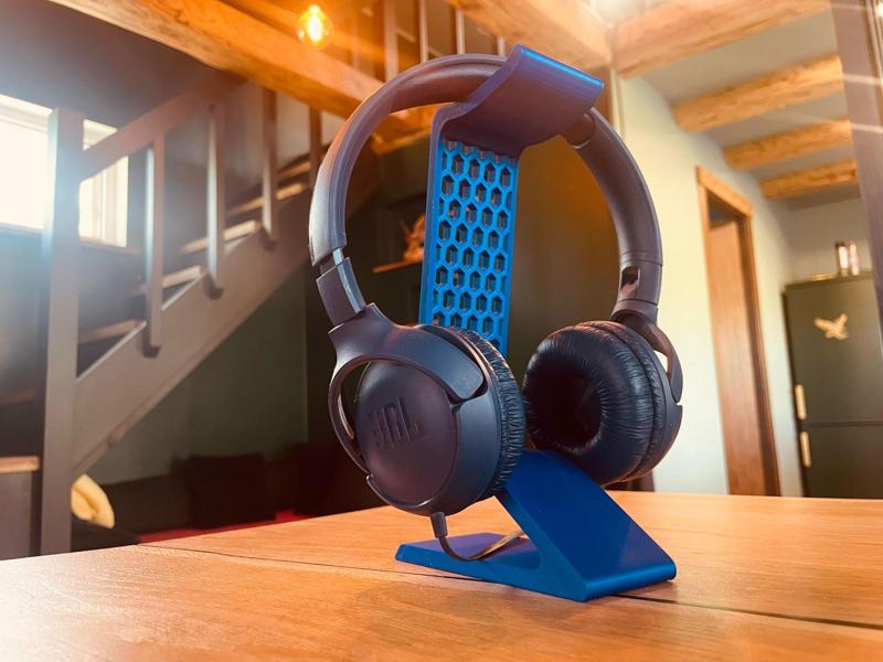 honeycomb earphone stand