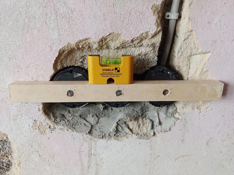 Elektrodosensetzhilfe / Unterputzdosensetzhilfe