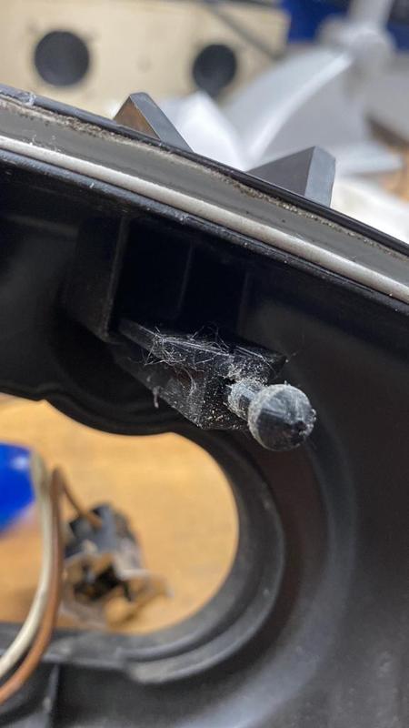 Hella Cellis Reflektor Halter