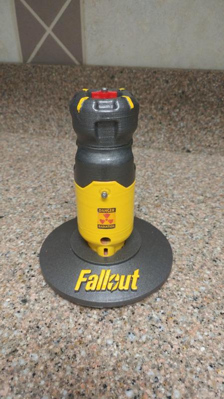 Fallout Fusion Core Charger