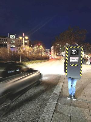 Carnival Speed Camera Costume 3-way Corner D13 mm / Blitzer Kostüm