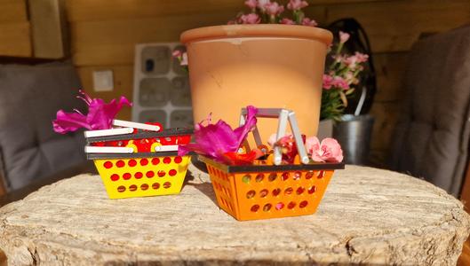 Shopping Basket (fold) Designer Ed van der Heijden.