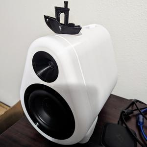 FDM4 Loudspeakers by Deposition Sound