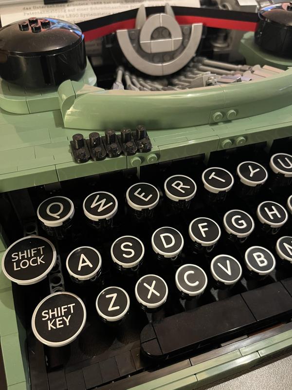 LEGO Typewrite rotating keycaps fix